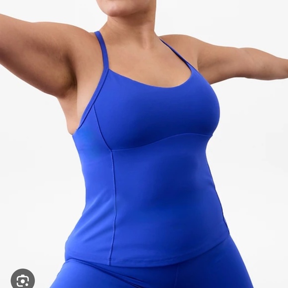 Athleta incredible blue color Vital Built-In bra tank - Picture 1 of 4